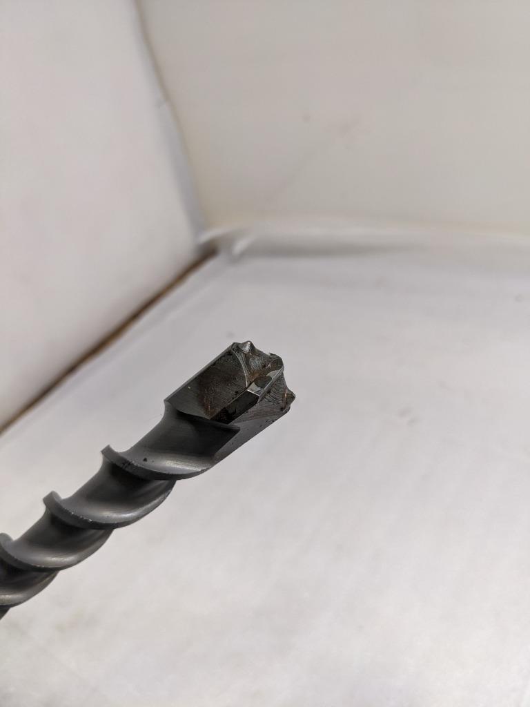 UNBRANDED 1" X 36" SDS-MAX ROTARY HAMMER BIT CARBIDE TIP W/ DAMAGED CASE NEW D0