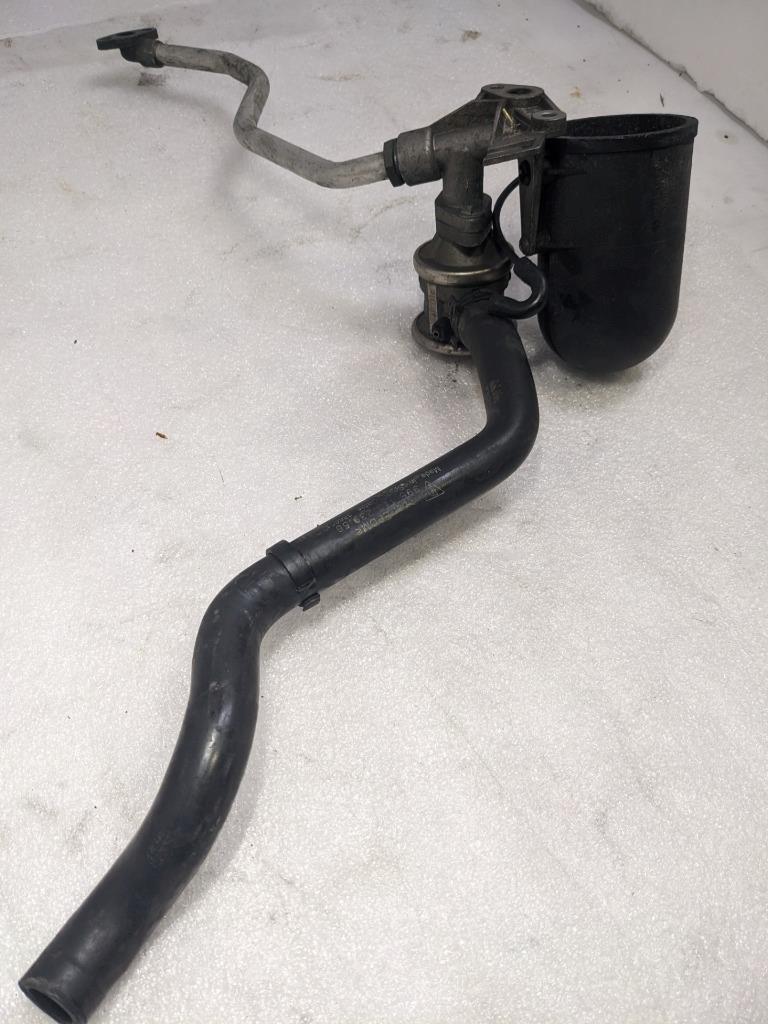 PORSCHE 911/996 VALVE VACUUM RESERVOIR PUMP 996113131R  USED 996BGL