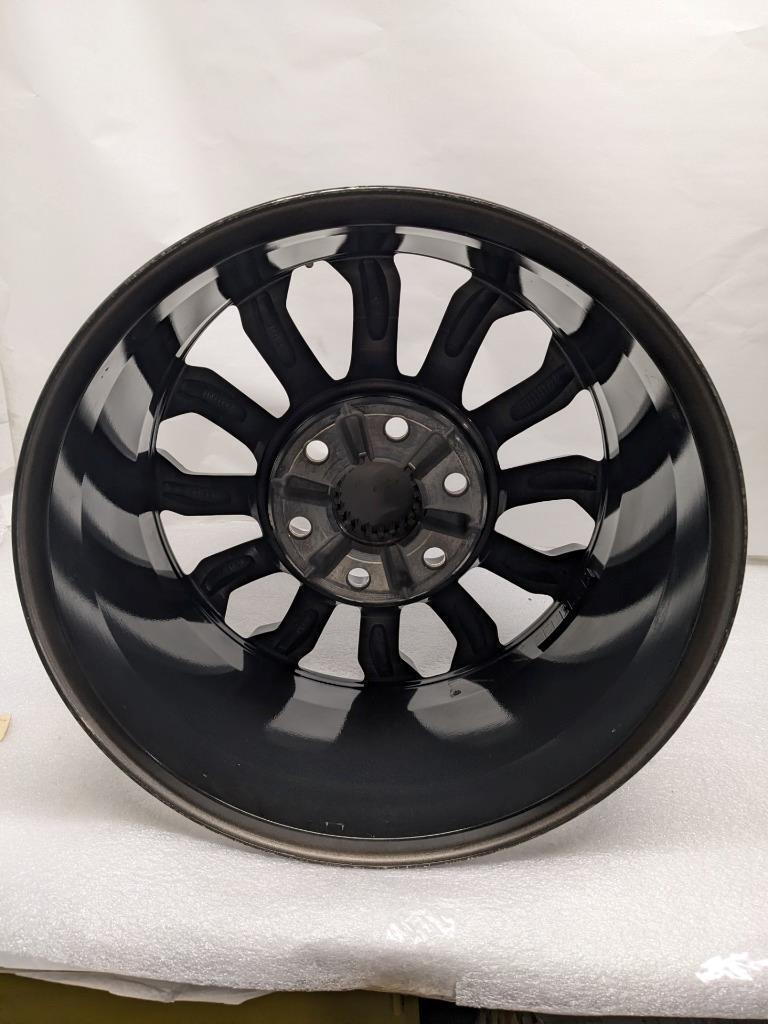 Chevrolet 23377014 Wheel 18x8.5 FOR 2019-2023 Silverado 1500 Sierra USED WR