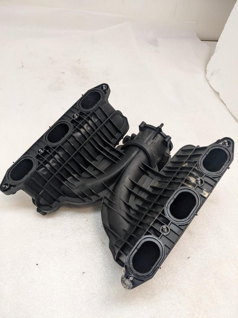 2011-2018 PORSCHE CAYENNE INTAKE MANIFOLD 94611001664 USED R24
