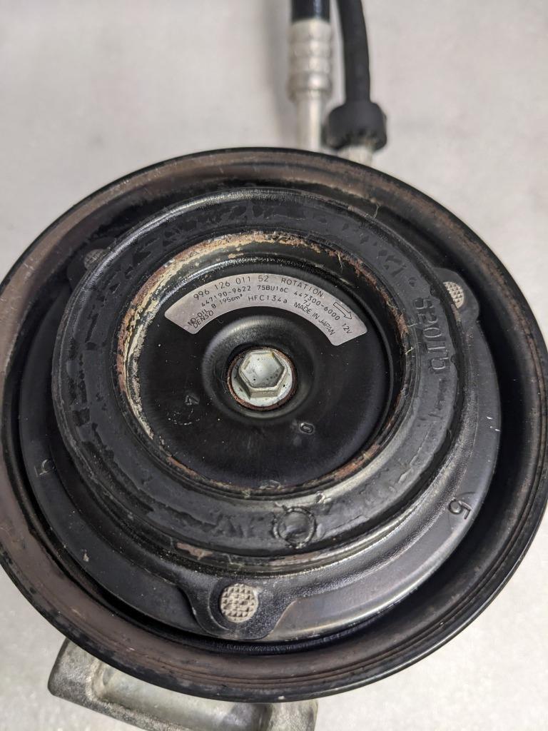 PORSCHE 911 996 BOXSTER DENSO A/C COMPRESSOR W/PIPE 99612601152 USED 996B.G.L.