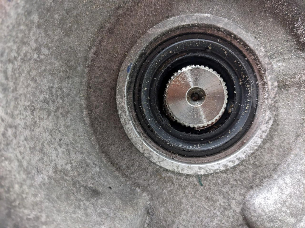 GM 23255922 CARRIER ASSEMBLY DIFFERENTIAL FOR 2015-2016 USED B1B2