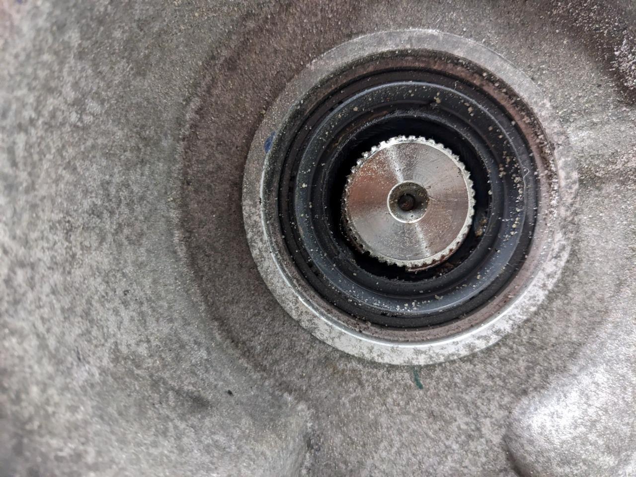 GM 23255922 CARRIER ASSEMBLY DIFFERENTIAL FOR 2015-2016 USED B1B2