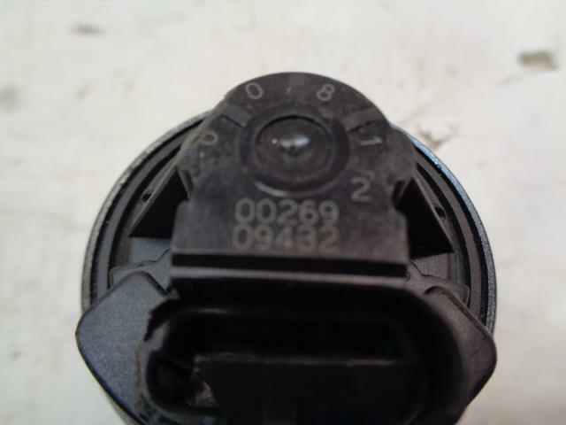 1 NEW BORG WARNER EGR VALVE EGR1094 FOR CHEVY 4.3L V6 1995 EGR1094 R8TA