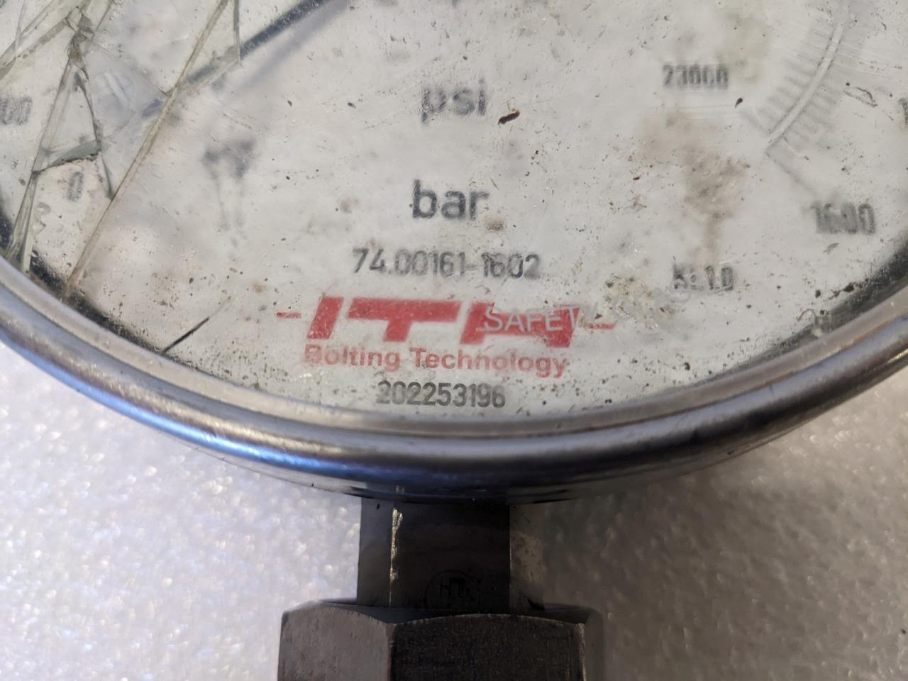 ITH PRESSURE GADGE  (EN837-1) BROKEN R22