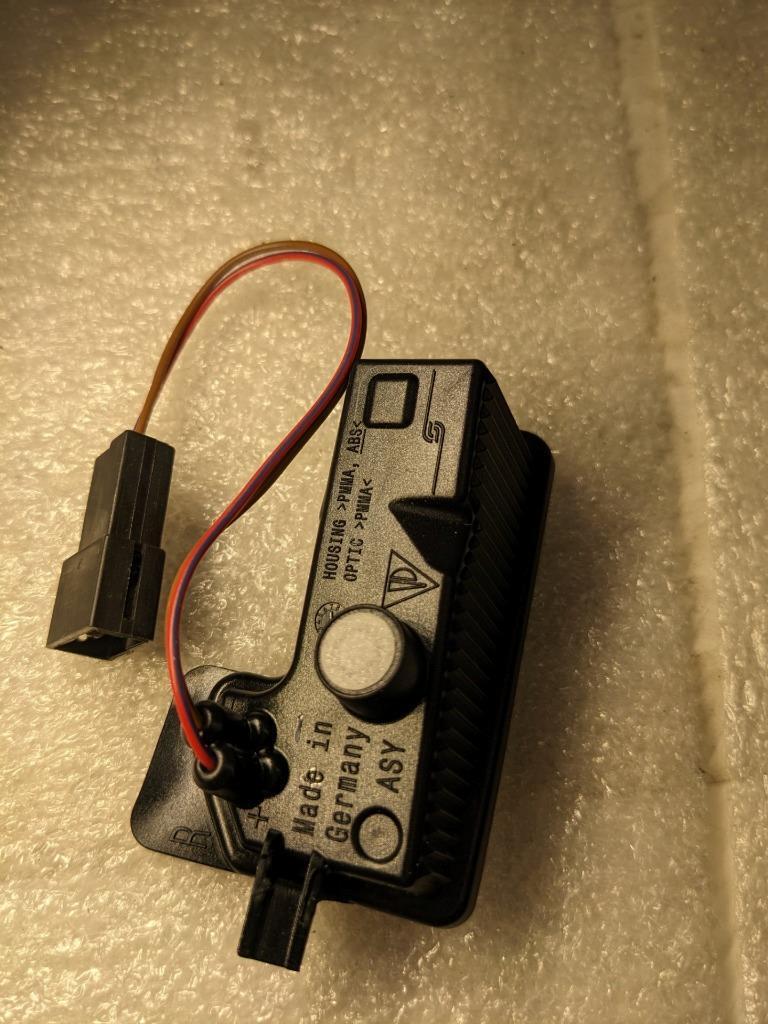 PORSCHE 971949134A STEP LIGHT FOR TAYCAN NEW PGB2TA