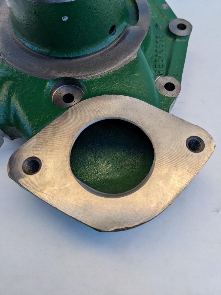 GENUINE JOHN DEERE HIGH FLOW WATER PUMP RE546906 R18