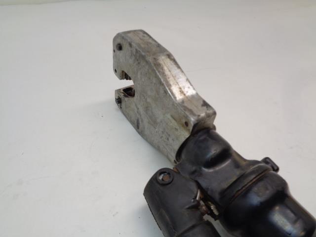 USED UNBRANDED HYDRAULIC COMPRESSION TOOL HAND OPERATED TYPE R35