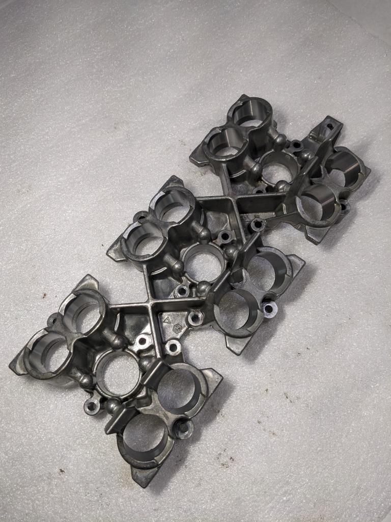 PORSCHE 986 BOXSTER VALUE TAPPET HOUSING 9961041058R USED 996B.G.L.