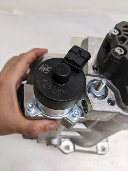 BOSCH HIGH-PRESSURE FUEL PUMP FOR MERCEDES 0 445 020 272 / A 470 090 26 50 R14