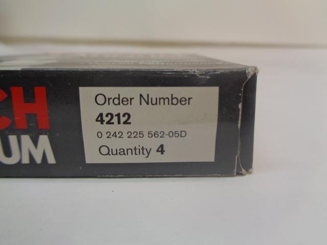 BRAND NEW BOSCH PLATINUM CHEVY GMC FORD SPARK PLUG 4 PACK 4212 R13T3