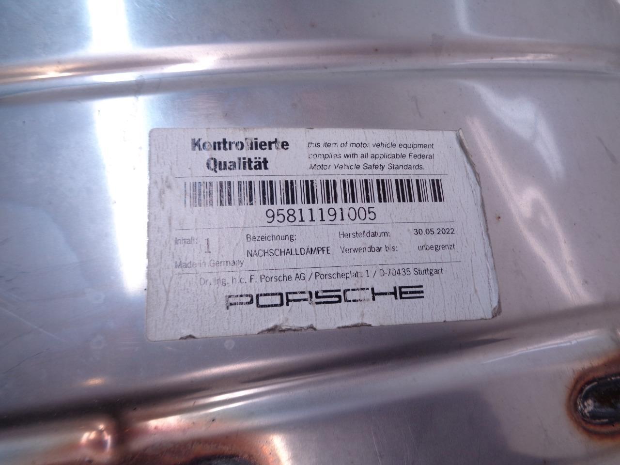 GENUINE PORSCHE 2016-2018 CAYENNE 3.6L NON TURBO EXHAUST MUFFLER 95811191005