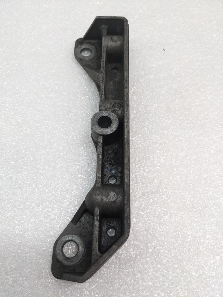 PORSCHE 911/996 ENGINE CYLINDER HEAD BRIDGE PLATE 99610412500 USED 996BGL2T2