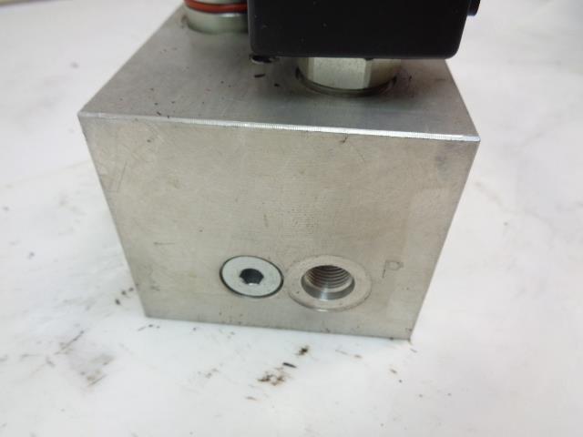 NEW REXROTH CASE SV185 2SPD BRAKE VALVE 84256531 R34T1