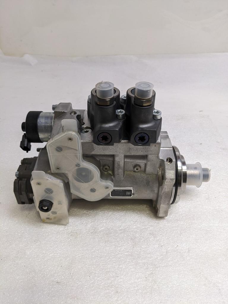 BOSCH HIGH-PRESSURE FUEL PUMP FOR MERCEDES 0 445 020 272 / A 470 090 26 50 R14