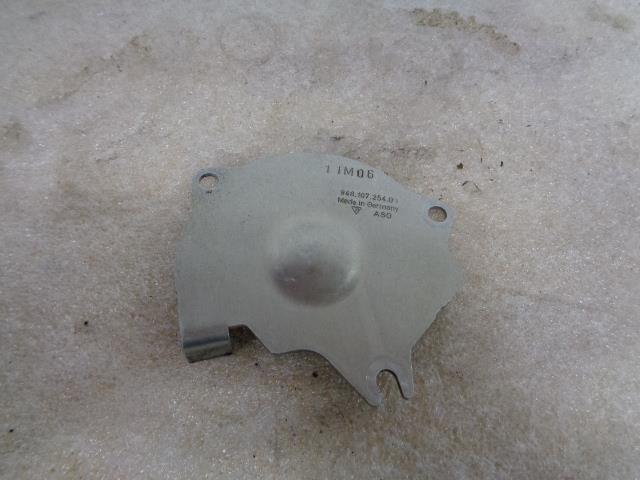 GENUINE USED PORSCHE OIL PUMP COVER 948 107 254 01 FOR 08-11 CAYENNE 4.8L R31T3