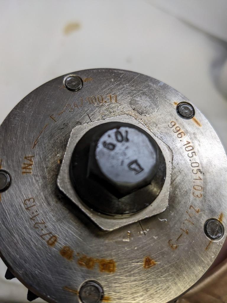 PORSCHE BOXSTER 987 05-08 ENGINE RIGHT INTAKE CAMSHAFT 99610532801 USED 996G.LT3