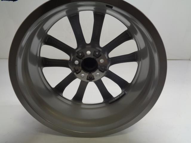 BMW OEM Wheel 2018-19 X3 Style 691 19x7.5 36 11 6 877 325 Silver NEW TAKEOFF WR