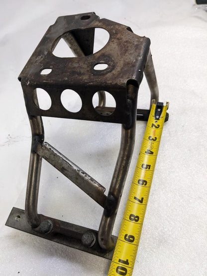 PORSCHE 996 MUFFLER SUPPORT BRACKET (RIGHT) 99611112854 USED 996BGL