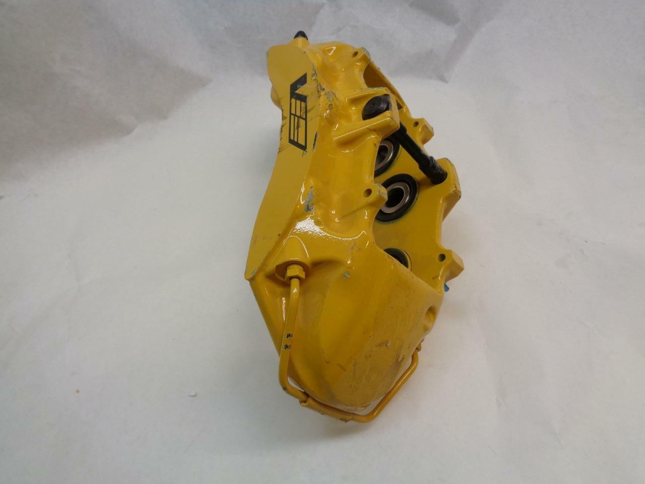 1 NEW GENUINE YELLOW BREMBO GM FRONT PASSANGER 6 PISTON CALIPER R7