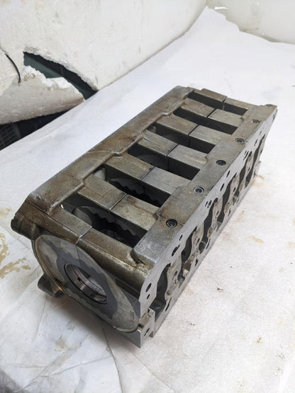 PORSCHE 986/987 BOXSTER CRANKSHAFT CASE ASSEMBLY 9961011128R USED 996BGL2