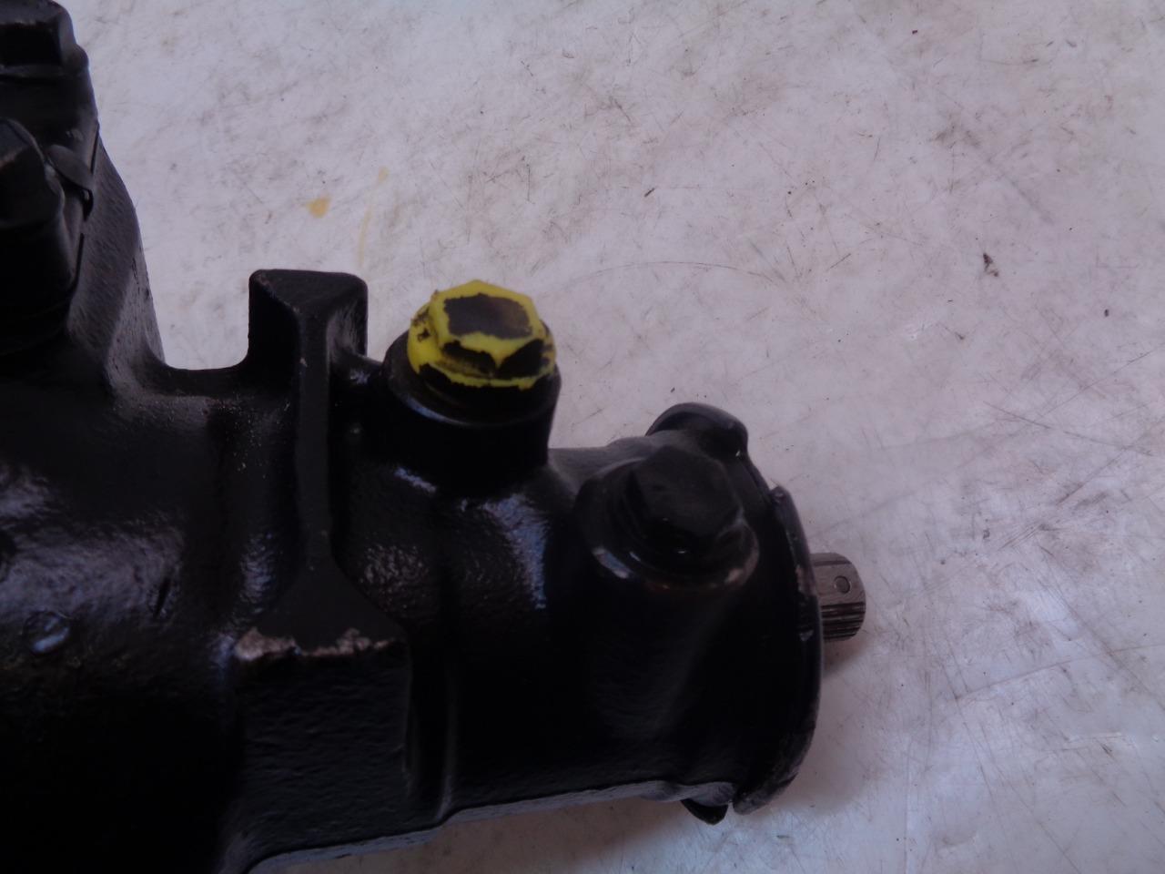 REMANUFACTURED CARDONE STEERING GEAR BOX 51-7525 R14B5