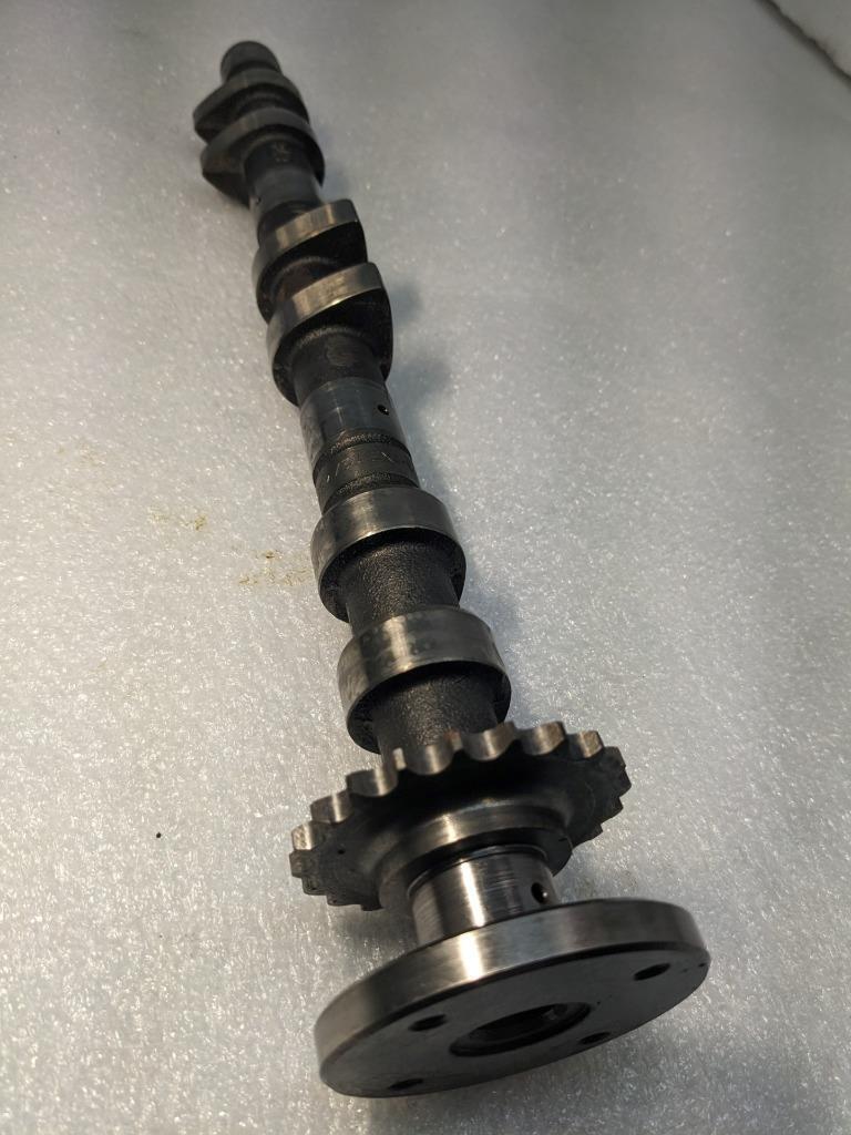 PORSCHE 911 996 (1998-2005) CAMSHAFT INTAKE CYLINDER4-6 99622287806  996GL2T1