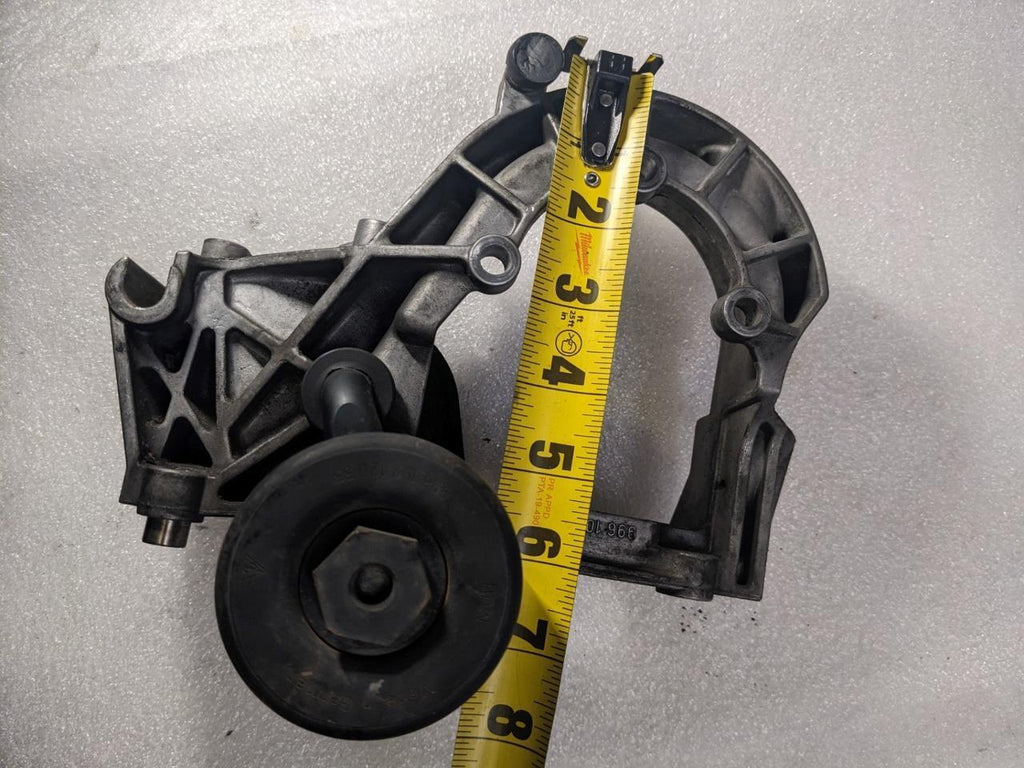 PORSCHE 911/BOXSTER 3.2 POWER STEERING PUMP HOUSING 9961021602R USED 996B.G.L.