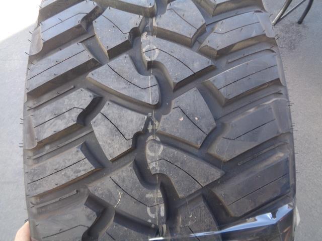 1 NEW FURY  COUNTRY HUNTER M/T 2  LT 40 15.5 24 128P LRF 12PLY BSW SU16