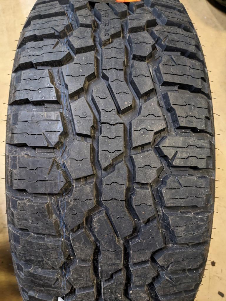 NOKIAN OUTPOST NAT P 255 65 17 110T SL TIRE T432856 CQ2