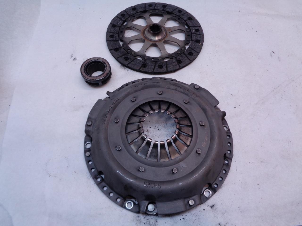 GENUINE PORSCHE 911 996 CLUTCH ASSEMBLY DISC PLATE BEARING 99611602706 R24T5