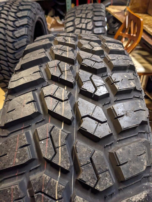 DELIUM TERRA RAIDER M/T LT 37 12.50 17 124Q LRE 10PLY TIRE D237127 CQ2