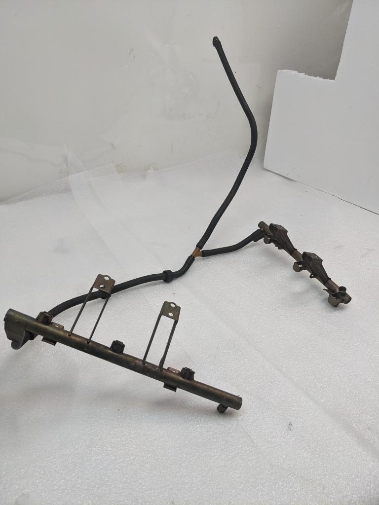 2005-2008 PORSCHE 911/996 BOXSTER FUEL RAIL/ HOSES 280158116 USED 996BGL2T2