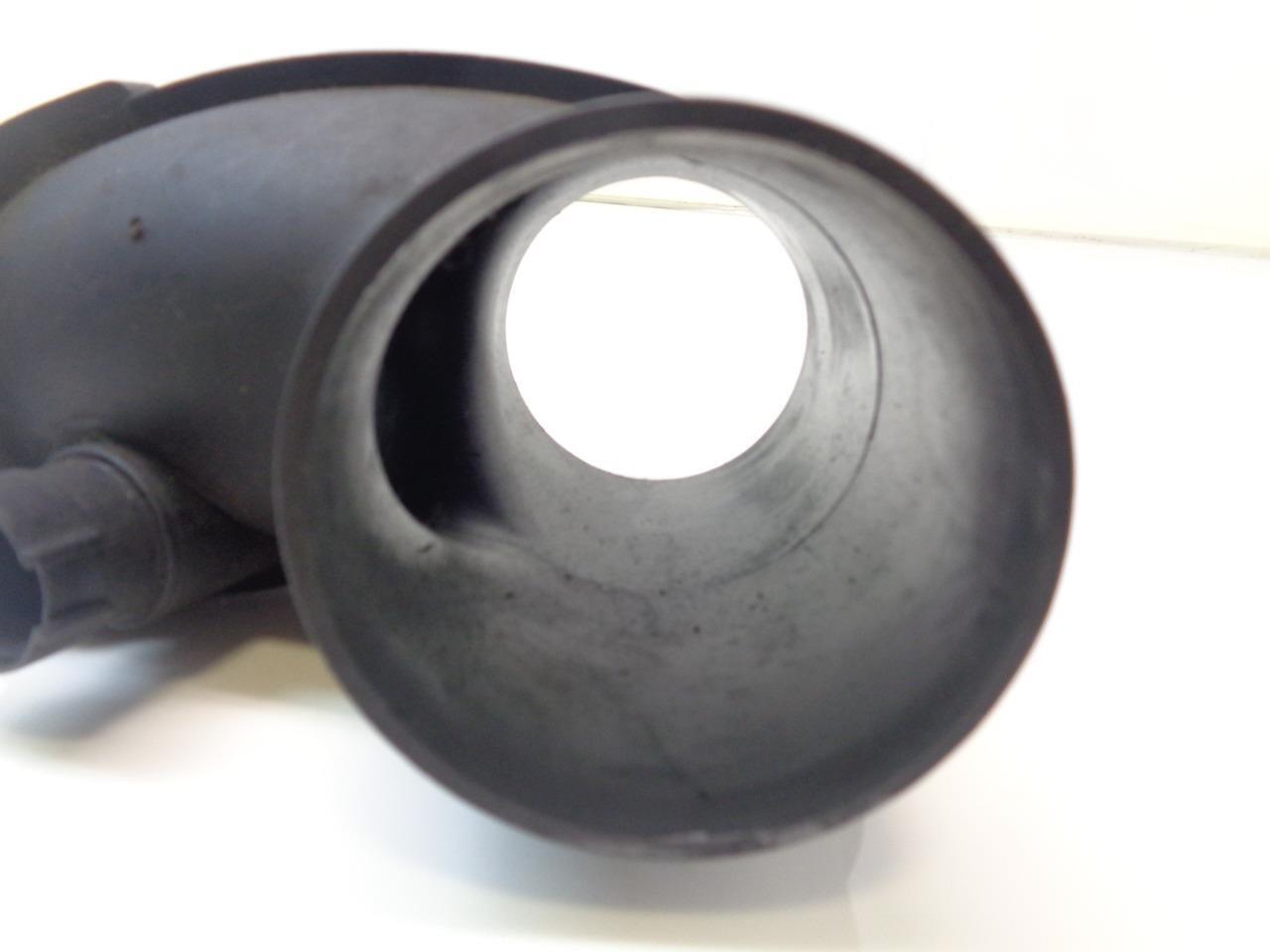 1 USED PORSCHE 1997-04 BOXTER AIR INTAKE DISTRIBUTION TUBE 996 110 055 00 R23T4