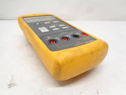 FLUKE 715 VOLT/mA CURRENT AND VOLTAGE CALIBRATOR FLUKE-715 R30