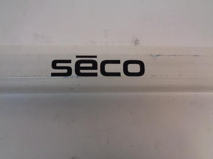 NEW SECO RECTANGULAR SERIES METRIC LEVELING ROD 5 METER 92046 R18