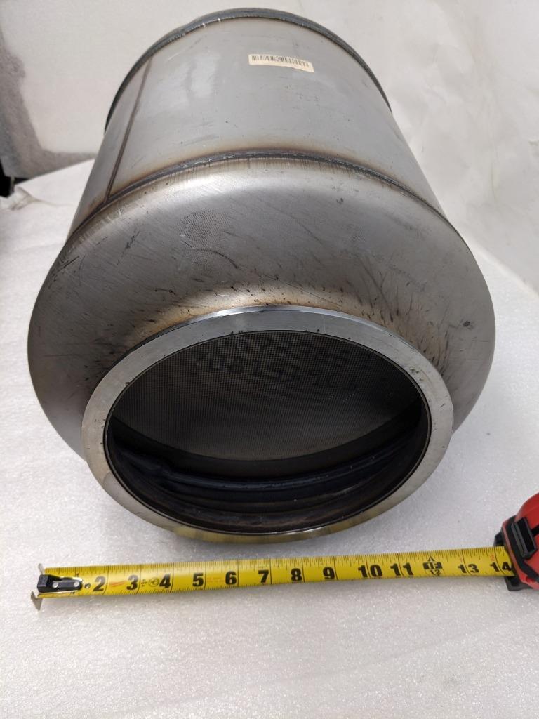 INTERNATIONAL 82073122 DPF FOR 2011 INTERNATIONAL MAXXFORCE DT 530 466 NEW B3B2