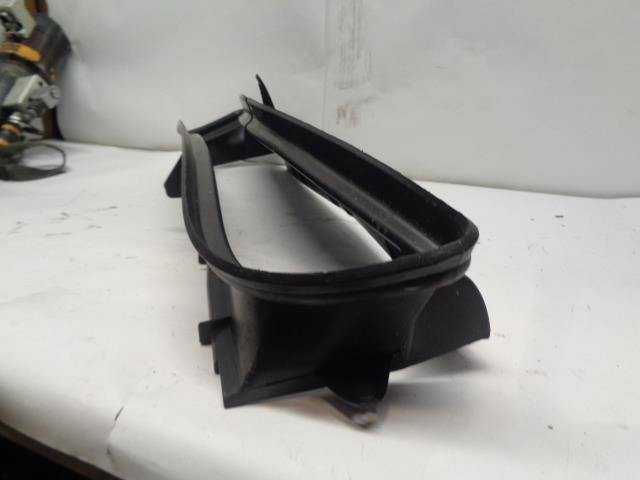 PORSCHE AIR DUCT 997 575 141 02 FOR 2005-08 PORSCHE 911 NEW N.2 R23