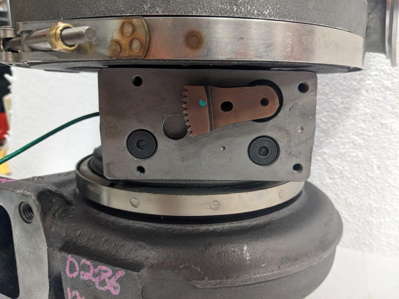 Holset Turbocharger 5350895HX Turbo Kit HE551VG Reman BSRT1