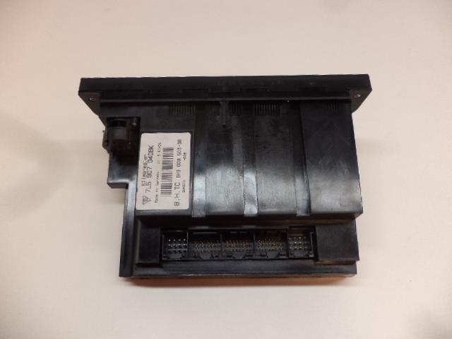 NEW GENUINE PORSCHE CAYENNE CLIMATE CONTROL UNIT 7L5 907 040 BK R20T7