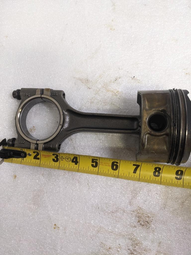 PORSCHE 996/911 CONNECTING PISTON RODS 9961031028R #6 USED 996BGL2T2