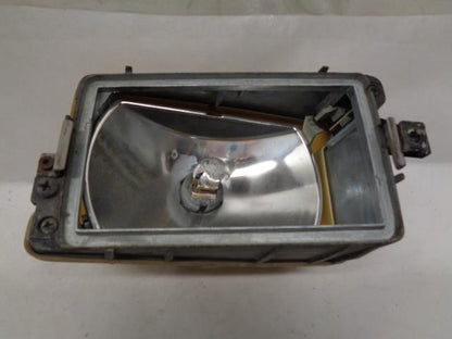 USED GENUINE PORSCHE 928 1978-82 RIGHT FOG LIGHT NO LENS 928 631 417 00 R25T4