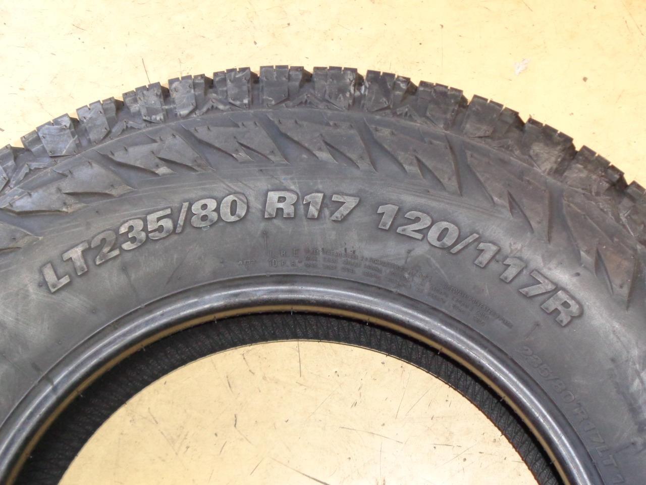 1 KUMHO ROAD VENTURE AT52 LT 235 80 17 120/117R LRE 10PLY TIRE 2283873 BQ1