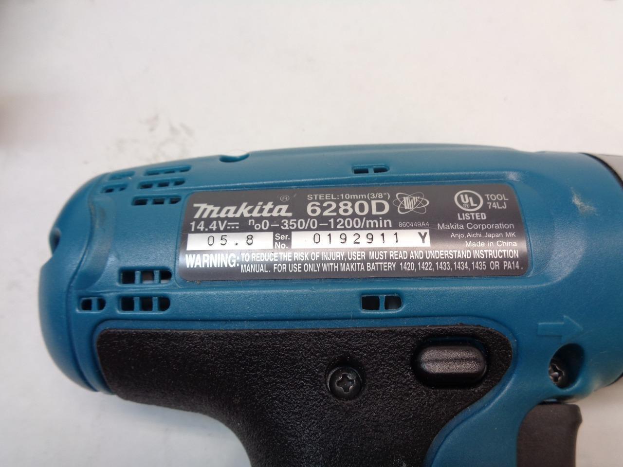 USED MAKITA 6280DWPLE CORDLESS DRILL/LIGHT COMBO KIT 14.4V 10MM3/8" W CASE BSR35