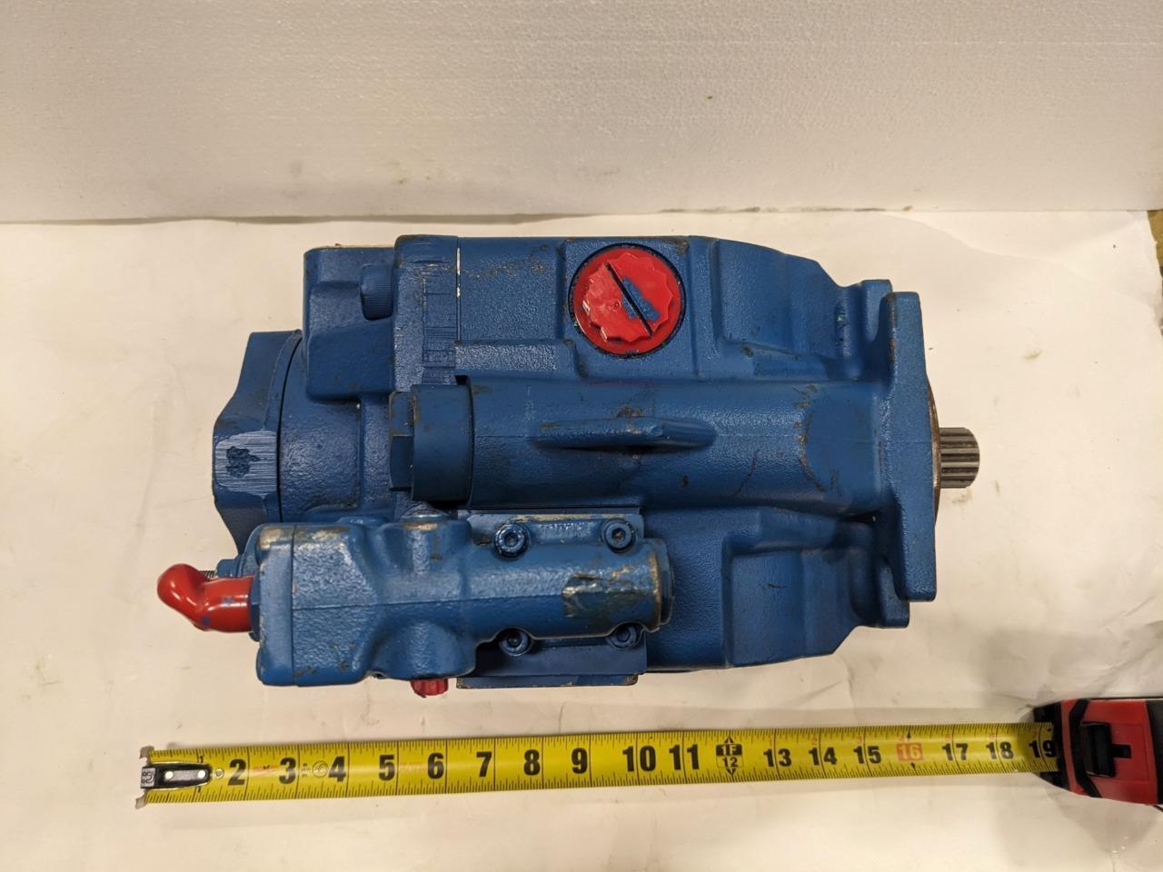 NEW EATON 622AK00458B X20 SERIES HYDRAULIC PISTON PUMP BSRG5