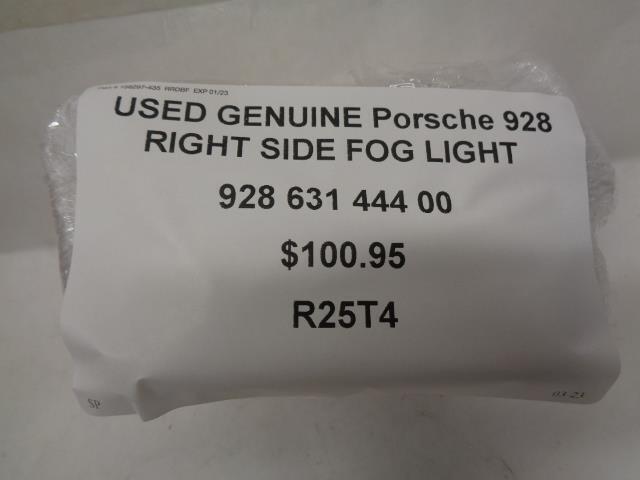 USED GENUINE Porsche 928 RIGHT SIDE FOG LIGHT 928 631 444 00 R25T4