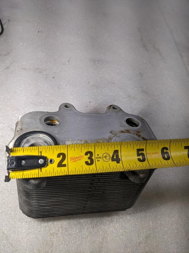 PORSCHE 911 OIL COOLER/RESERVIOR 99610702557 USED 996B.G.L.