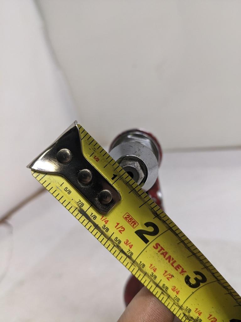 TAYLOR PNEUMATIC HEAVY-DUTY RIVETER RED USED R28