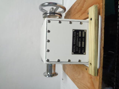 IDEAL WINDGLASS ANCHOR WINCH H2F 12 VOLTS SM014 BLD 2