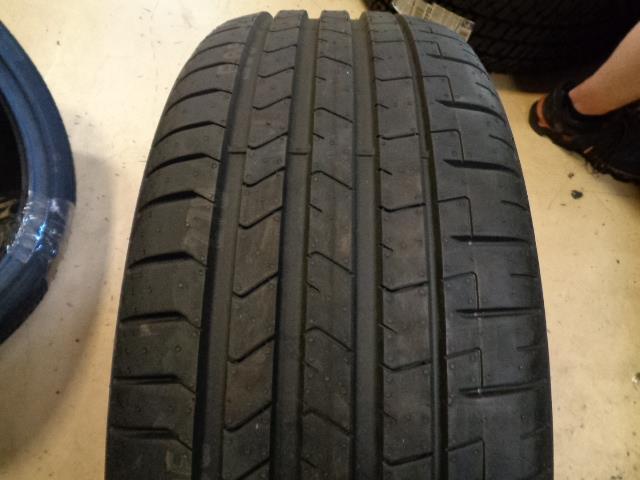 PIRELLI P ZERO MO MERCEDES ELECT PZ4 P 235 45 20 100T XL ALL SEASON TIRE 3655500